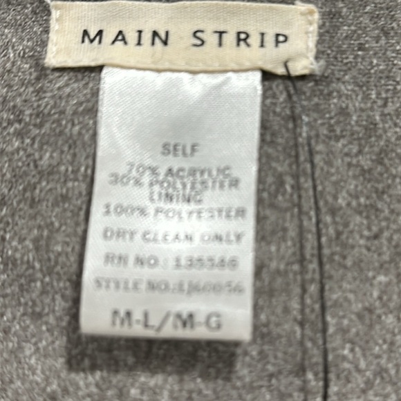 Akira Black Faux Fur Vest M/L NWT - Picture 7 of 8